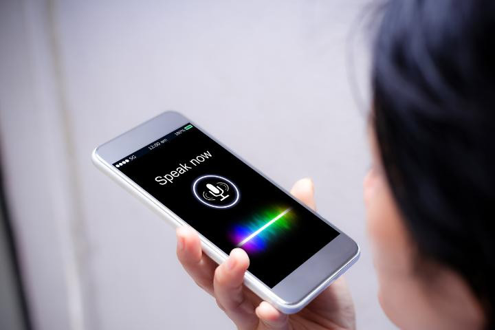 SEO para Voz: Otimizando para Pesquisas por Voz